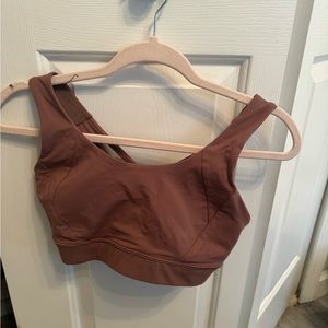 Lululemon energy bra taupe color size 6, size c/d cup